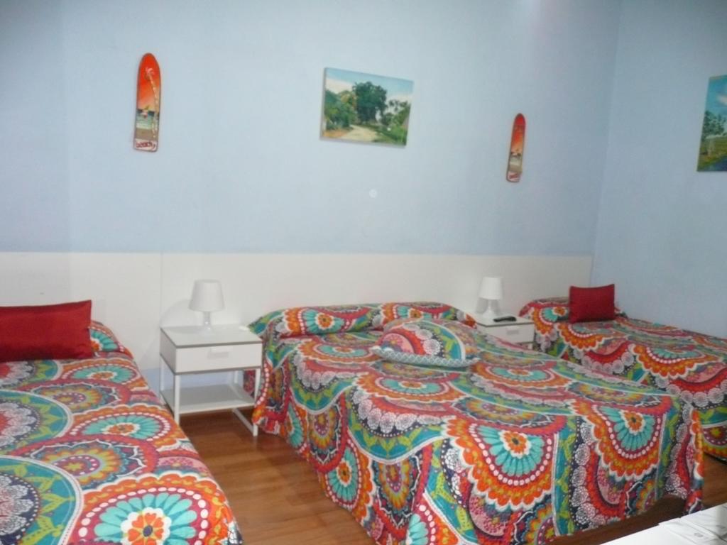 Hostal Loyola Madrid Esterno foto